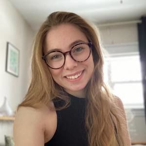 Meet your Posher, Nadia